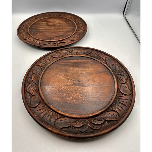 Antique Black Forest 11.5" Carved Wood Bread Board Charger Plate Set - Picture 2 of 7